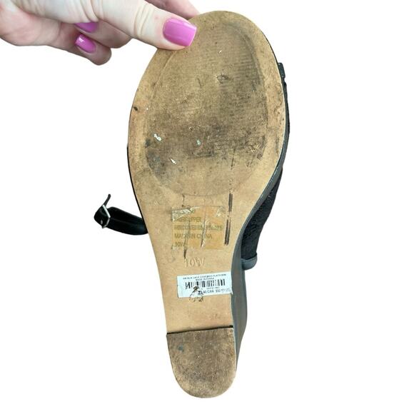 Torrid Black Lace Platform Wedge Heels size 10W - Picture 5 of 5